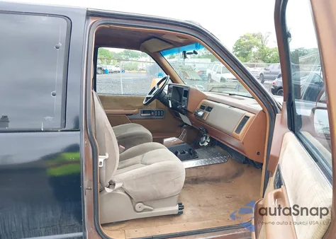 1990 GMC Sierra C3500 from USA, damaged, VIN 2GTHC39N2L1565935